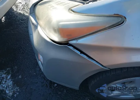 2011 Toyota Prius Three z USA, uszkodzony, nr VIN JTDKN3DU5B5351789